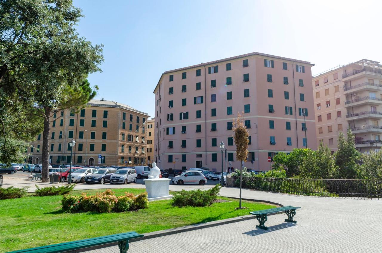 Joivy Spacious Family Apt For 4, In Carignano, Genoa Bagian luar foto